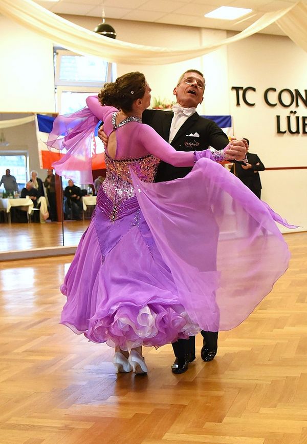 21.2.2025 GLM Masters IV S Standard in Lübeck - Paarporträts und Vorrunde