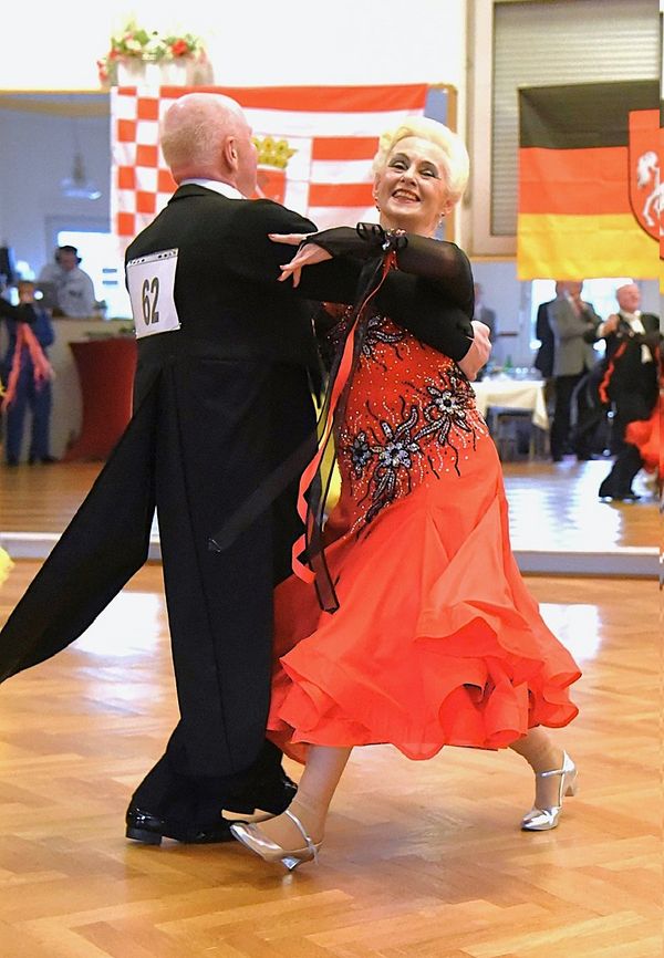 21.2.2025 GLM Masters IV S Standard in Lübeck - Paarporträts und Vorrunde