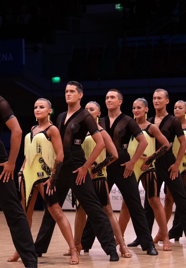 12.11.2022 Deutsche Meisterschaft der Formationen Standard & Latein