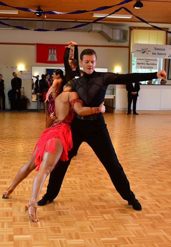 09. Juni 2024 GLM Hgr II bis Mas III Latein B und A Norderstedt