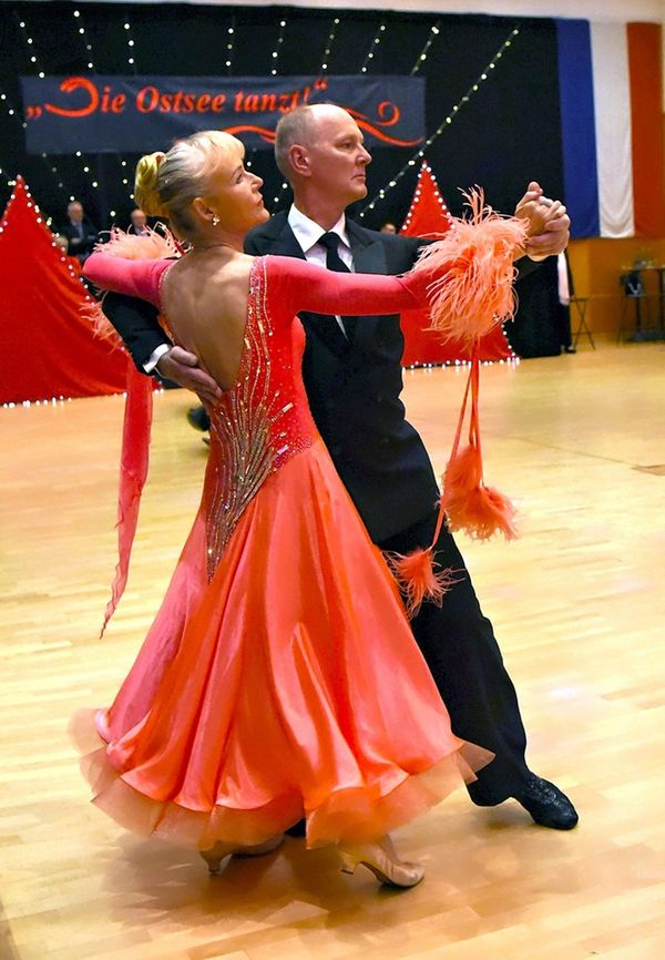 20.4.2025 Diamond Cup in Holm - Semifinale & Finale