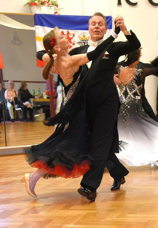 21.2.2025 GLM Masters IV S Standard in Lübeck - Paarporträts und Vorrunde