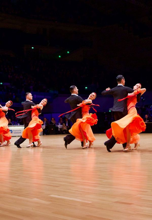 12.11.2022 Deutsche Meisterschaft der Formationen Standard & Latein