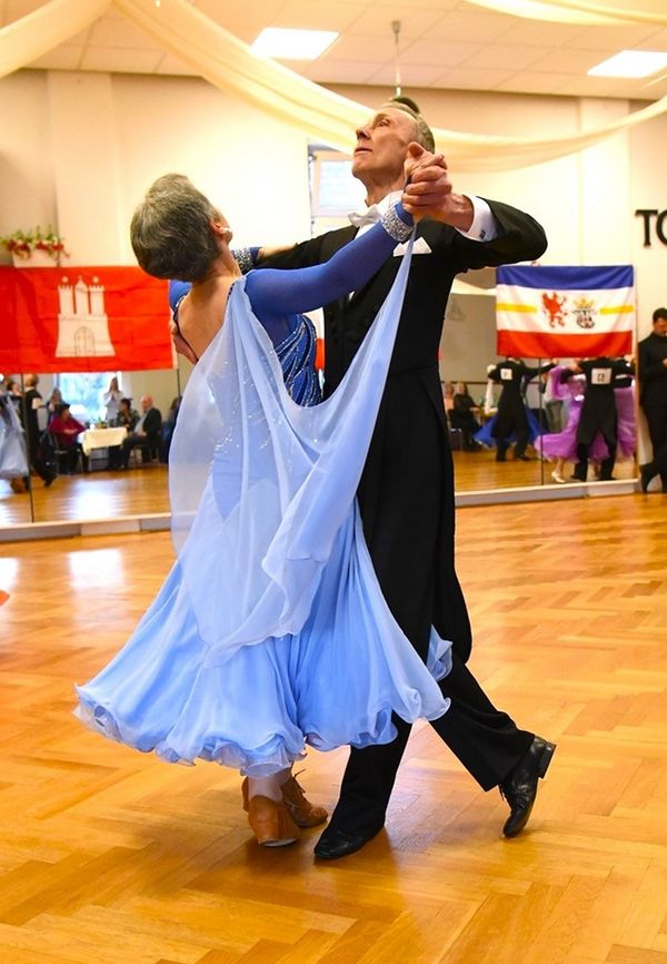 21.2.2025 GLM Masters IV S Standard in Lübeck - Paarvorstellung und Zwischenrunde