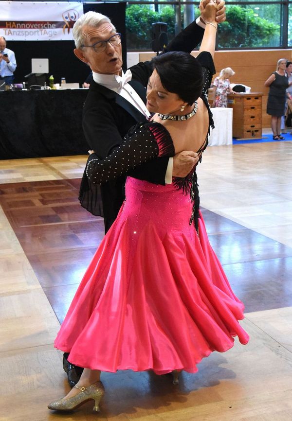 Hannoversche Tanzsporttage, Qualifikationsturnier Leistungsstarke 66