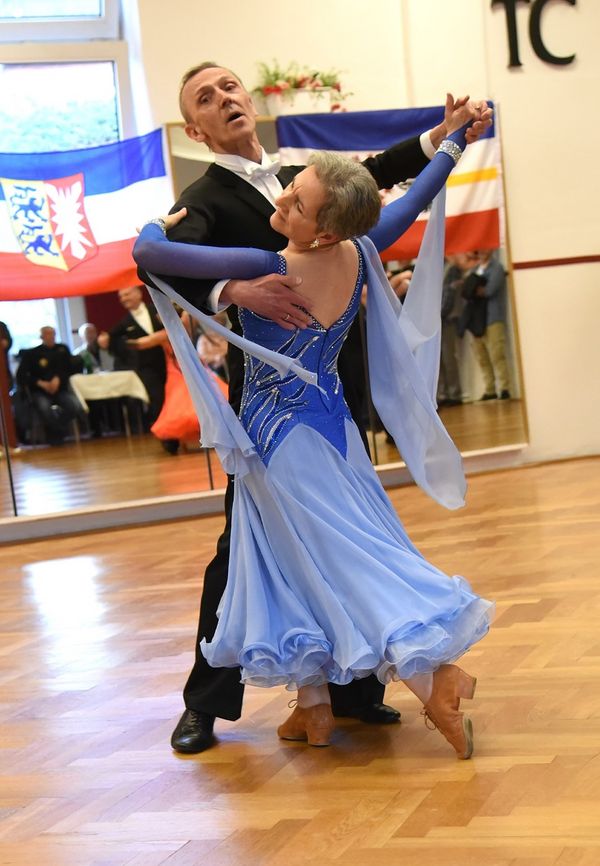 21.2.2025 GLM Masters IV S Standard in Lübeck - Paarporträts und Vorrunde