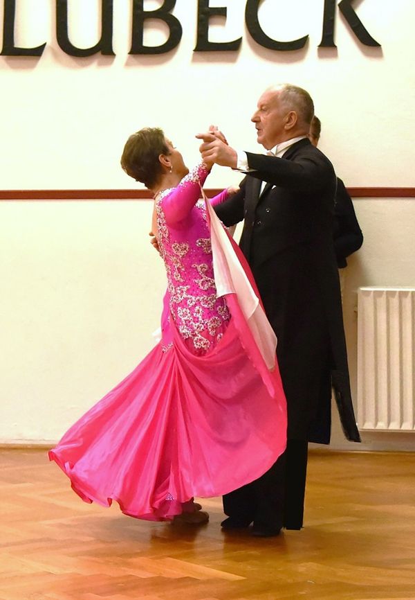 21.2.2025 GLM Masters IV S Standard in Lübeck - Paarvorstellung und Zwischenrunde