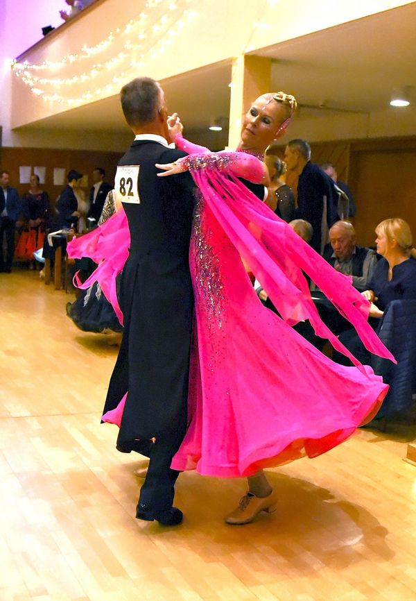 20.4.2025 Diamond Cup in Holm - Semifinale & Finale