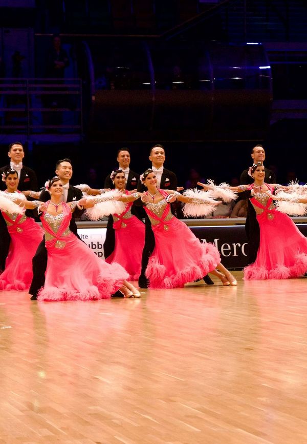 12.11.2022 Deutsche Meisterschaft der Formationen Standard & Latein