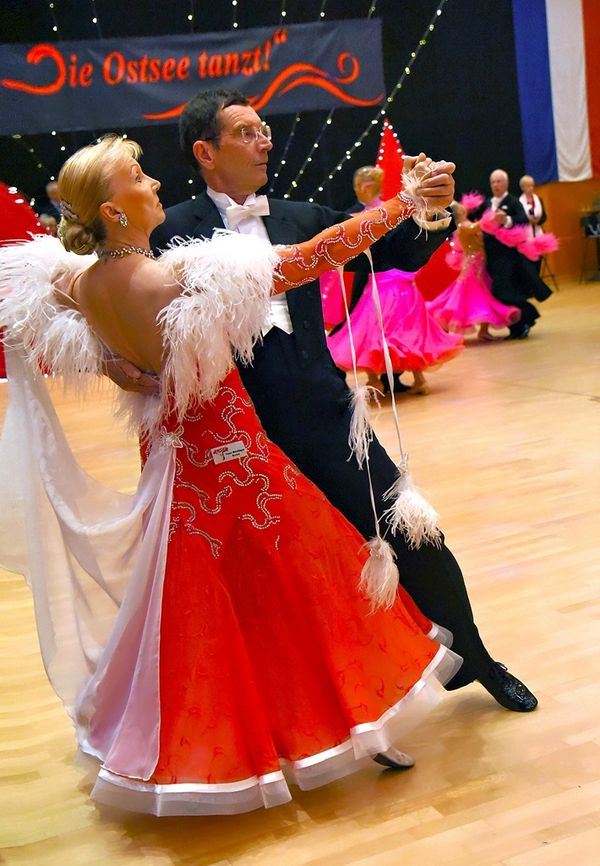 20.4.2025 Diamond Cup in Holm - Semifinale & Finale