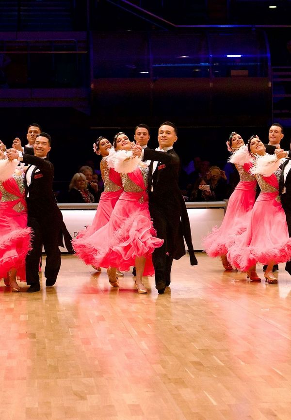 12.11.2022 Deutsche Meisterschaft der Formationen Standard & Latein