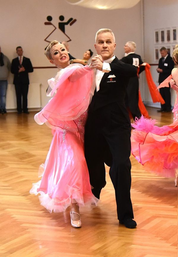 21.2.2025 GLM Masters IV S Standard in Lübeck - Paarporträts und Vorrunde