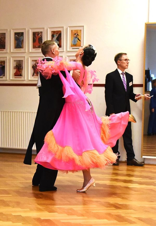 21.2.2025 GLM Masters IV S Standard in Lübeck - Paarvorstellung und Zwischenrunde