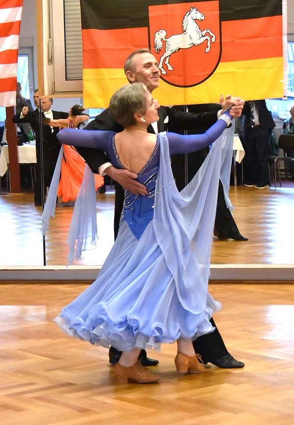 21.2.2025 GLM Masters IV S Standard in Lübeck - Paarvorstellung und Zwischenrunde