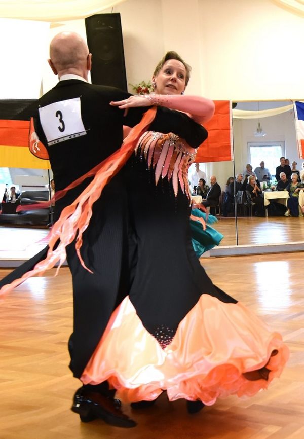 21.2.2025 GLM Masters IV S Standard in Lübeck - Paarporträts und Vorrunde