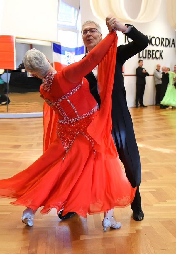 21.2.2025 GLM Masters IV S Standard in Lübeck - Paarporträts und Vorrunde