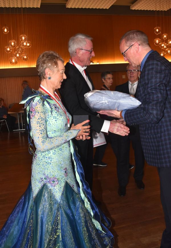 LM Sen IVB-A-S Std in Ronnenberg