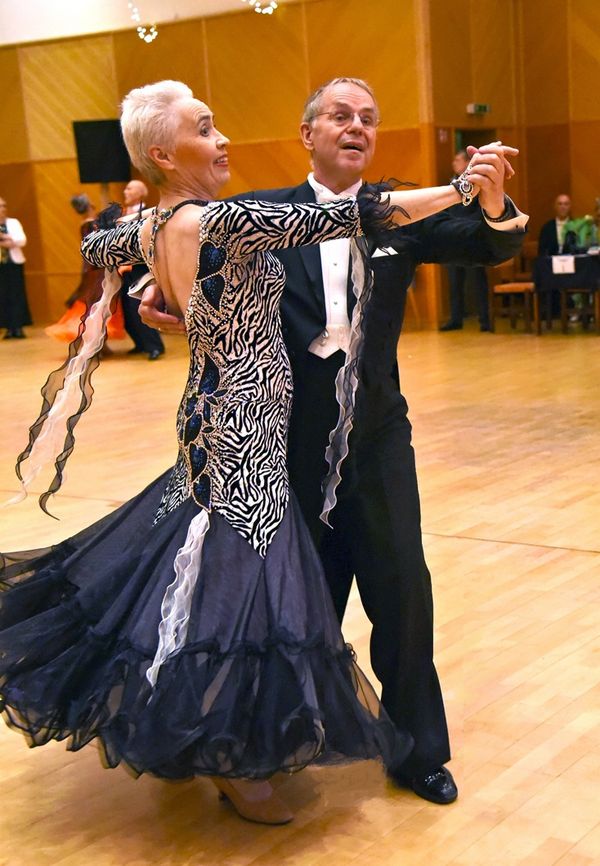 20.4.2025 Diamond Cup in Holm - Semifinale & Finale