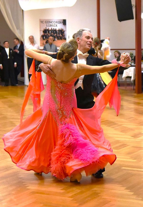 21.2.2025 GLM Masters IV S Standard in Lübeck - Paarvorstellung und Zwischenrunde