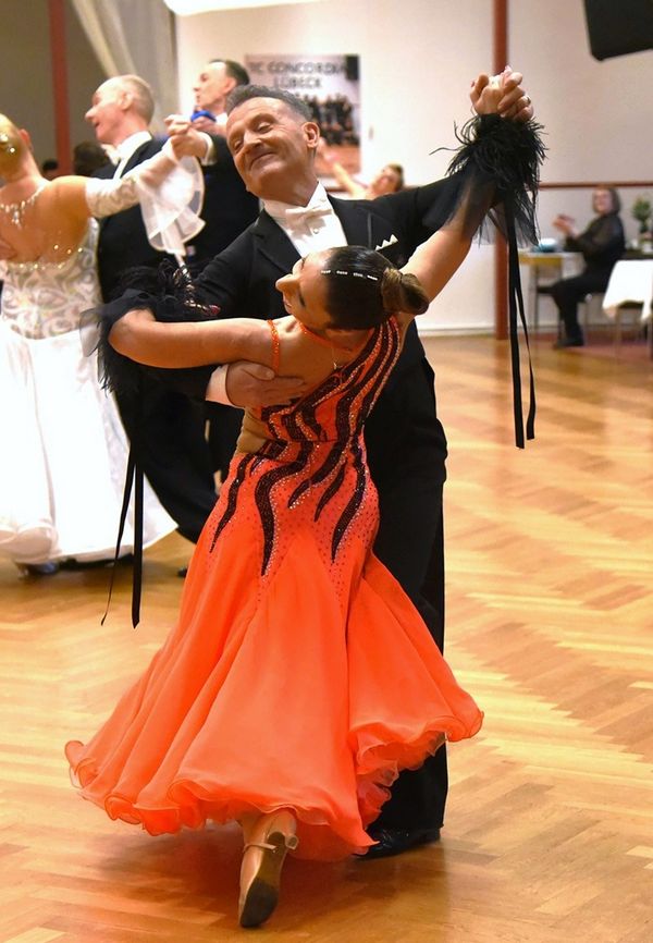 21.2.2025 GLM Masters IV S Standard in Lübeck - Paarvorstellung und Zwischenrunde