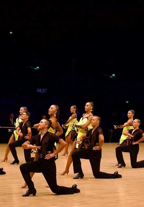 12.11.2022 Deutsche Meisterschaft der Formationen Standard & Latein