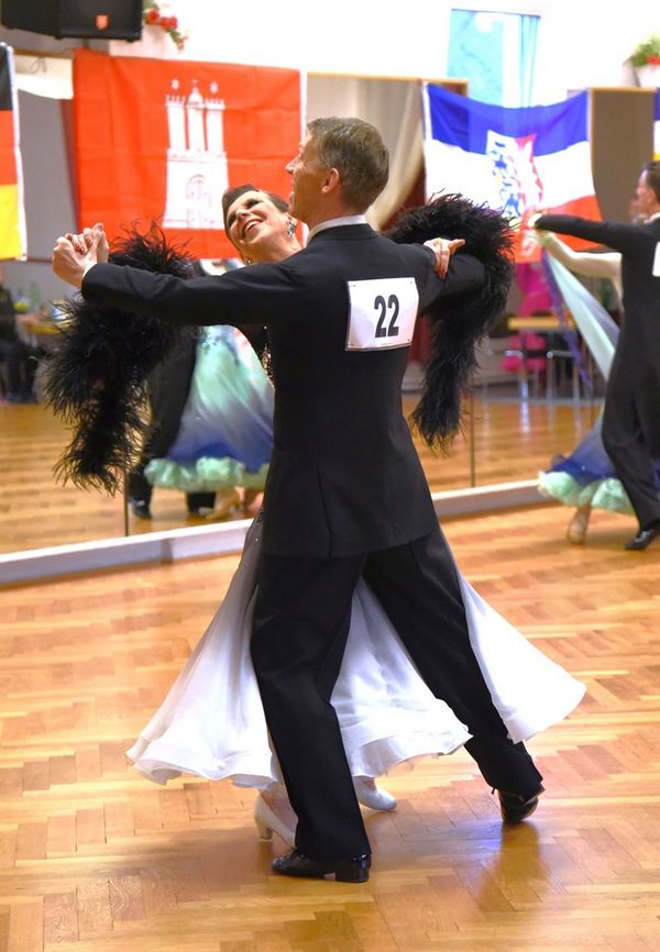 21.2.2025 GLM Masters IV S Standard in Lübeck - Paarvorstellung und Zwischenrunde