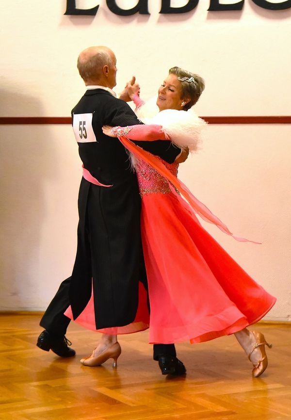 21.2.2025 GLM Masters IV S Standard in Lübeck - Paarporträts und Vorrunde