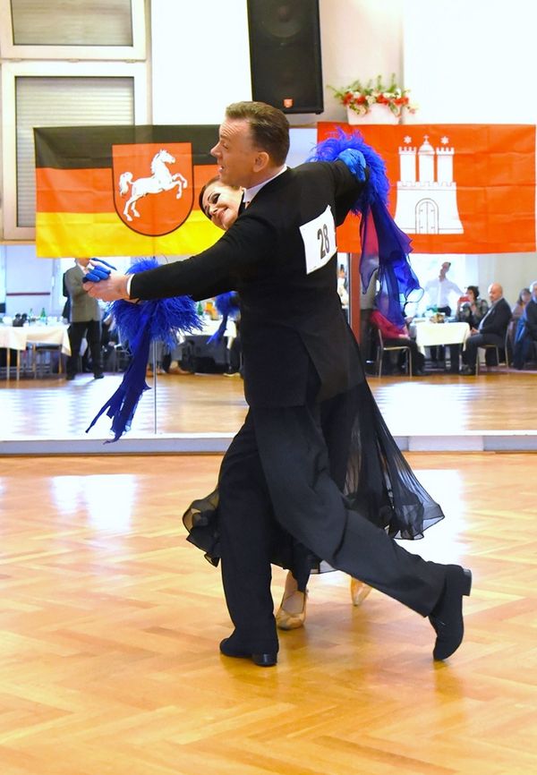 21.2.2025 GLM Masters IV S Standard in Lübeck - Paarporträts und Vorrunde