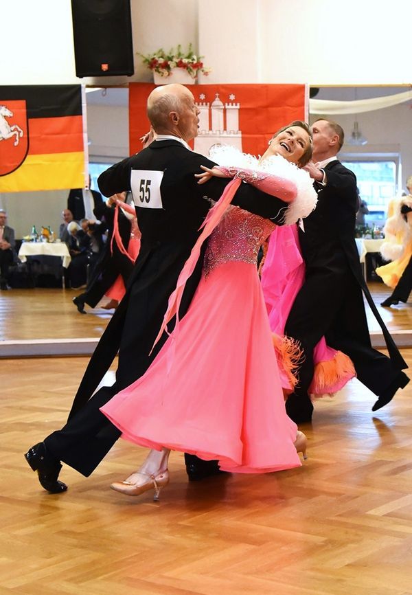 21.2.2025 GLM Masters IV S Standard in Lübeck - Paarvorstellung und Zwischenrunde