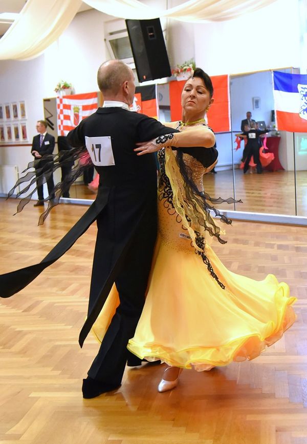 21.2.2025 GLM Masters IV S Standard in Lübeck - Paarporträts und Vorrunde