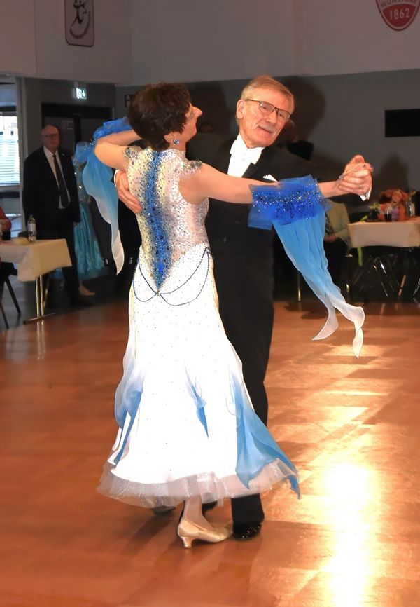 1.3.2026 GLM Sen IV A Std in Barsinghausen - Paarporträts und Vorrunde