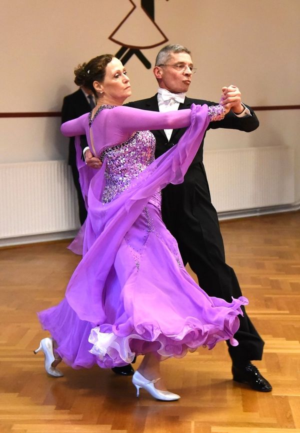 21.2.2025 GLM Masters IV S Standard in Lübeck - Paarvorstellung und Zwischenrunde