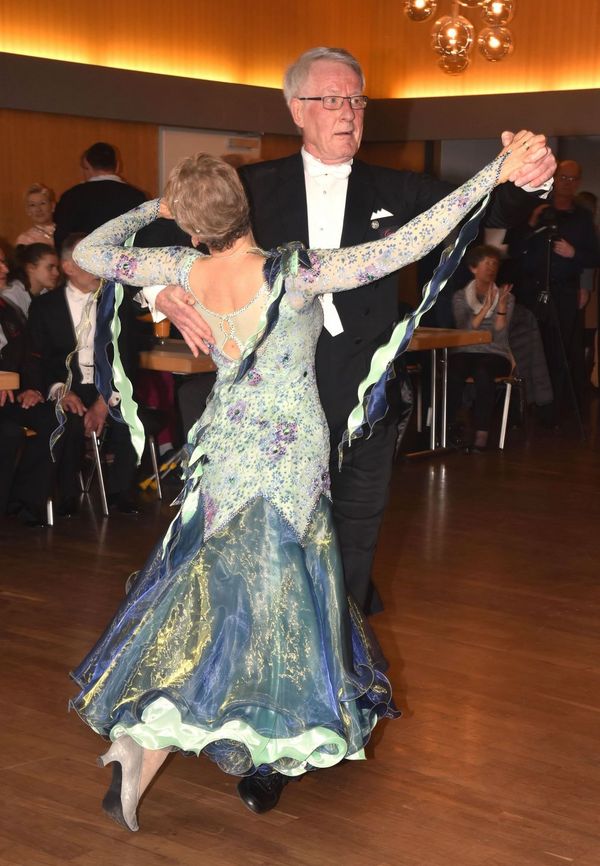 LM Sen IVB-A-S Std in Ronnenberg