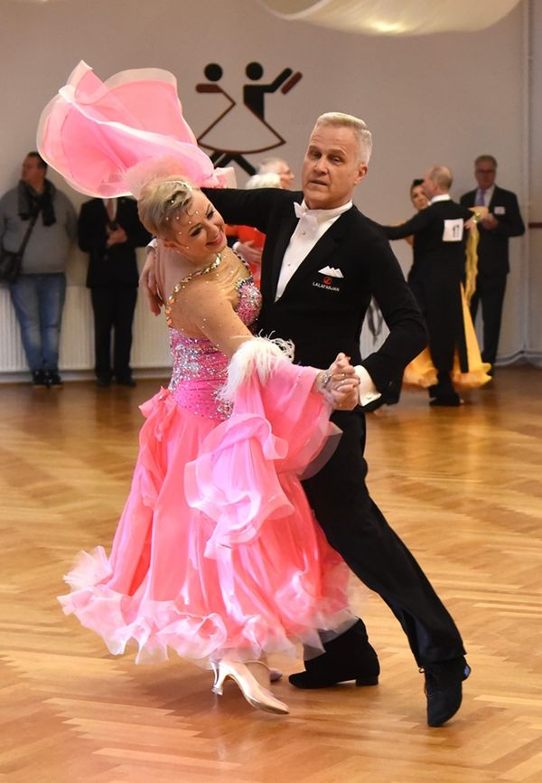 21.2.2025 GLM Masters IV S Standard in Lübeck - Paarporträts und Vorrunde